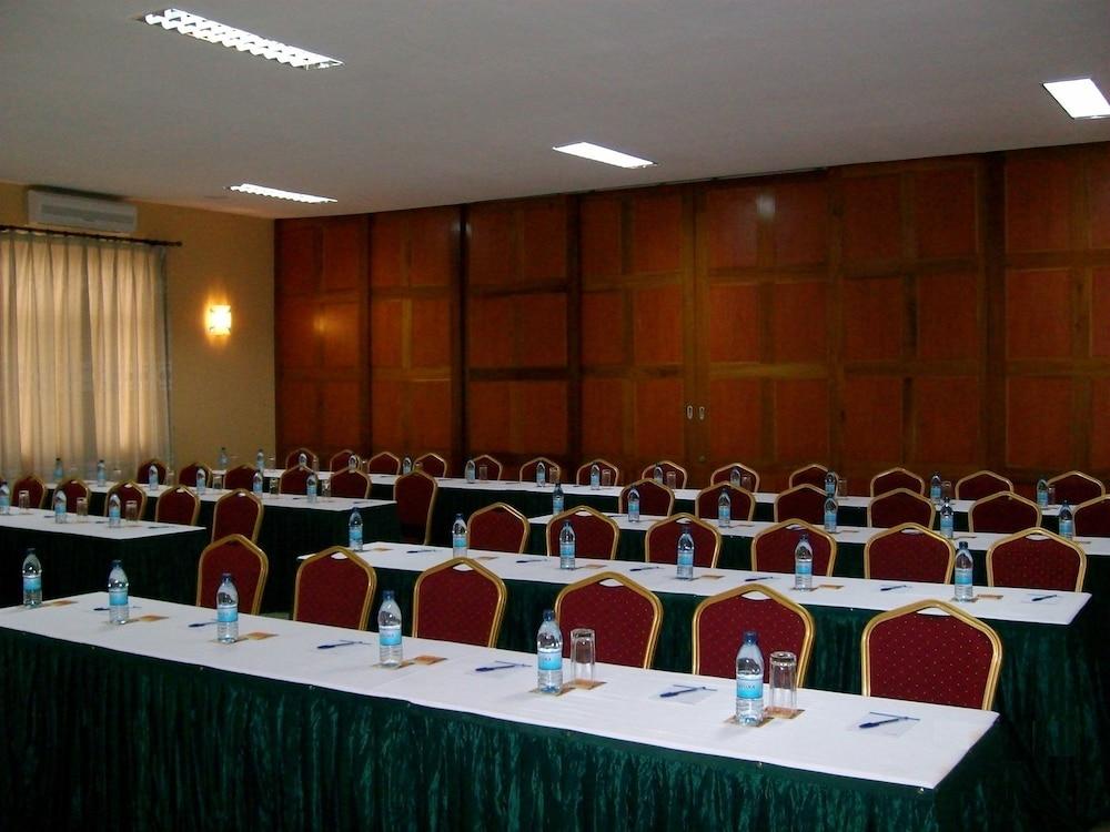 South Beach Resort Dar es Salaam Esterno foto