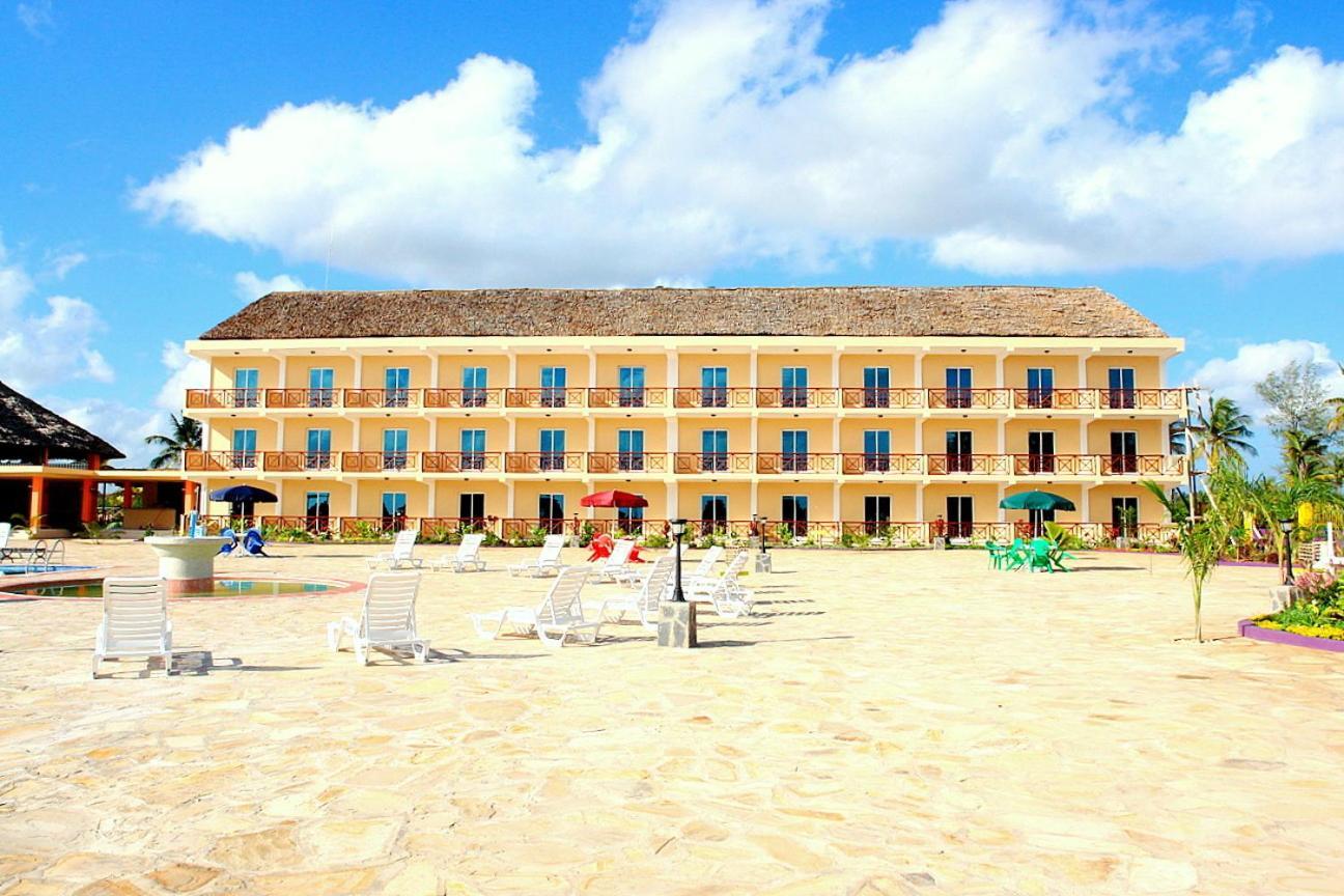 South Beach Resort Dar es Salaam Esterno foto
