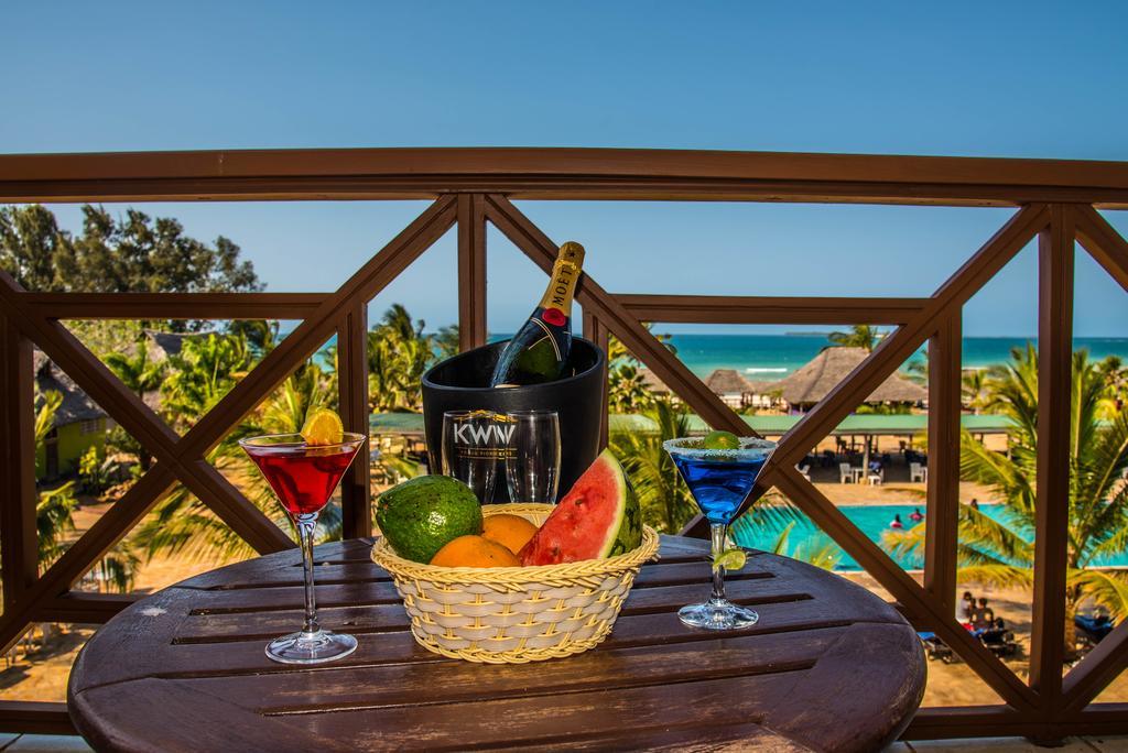 South Beach Resort Dar es Salaam Esterno foto